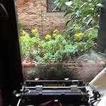 Il Buco Della Suora *