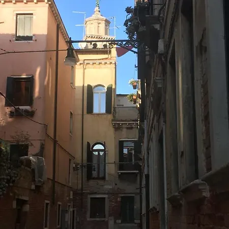 Il Buco Della Suora Apartment