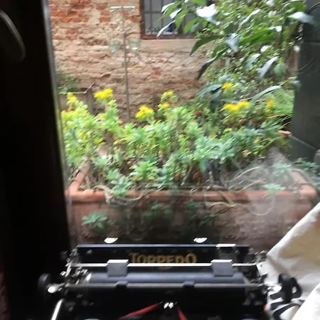 Il Buco Della Suora *