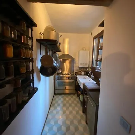 Daire Il Buco Della Suora Venedik