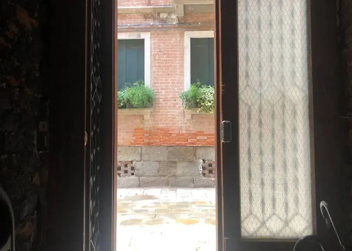 Lägenhet Il Buco Della Suora