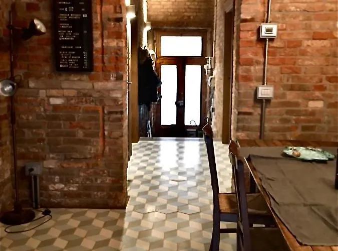 Il Buco Della Suora *